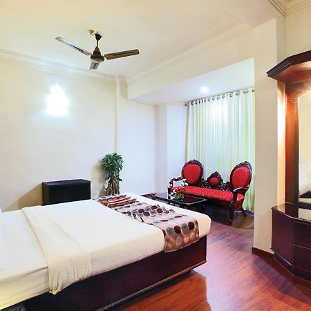 Trichur Towers Thrissur Zewnętrze zdjęcie