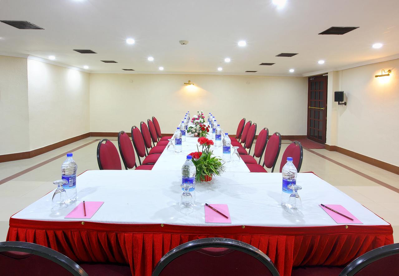 Trichur Towers Thrissur Zewnętrze zdjęcie