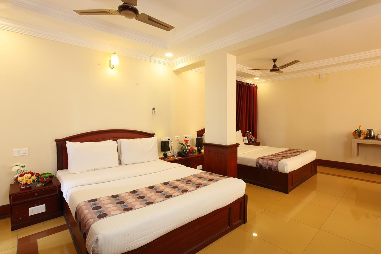 Trichur Towers Thrissur Zewnętrze zdjęcie