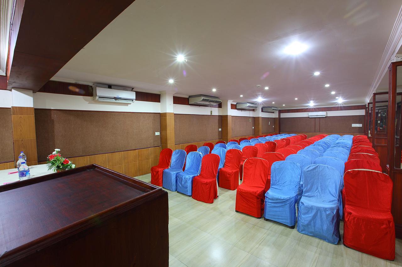 Trichur Towers Thrissur Zewnętrze zdjęcie