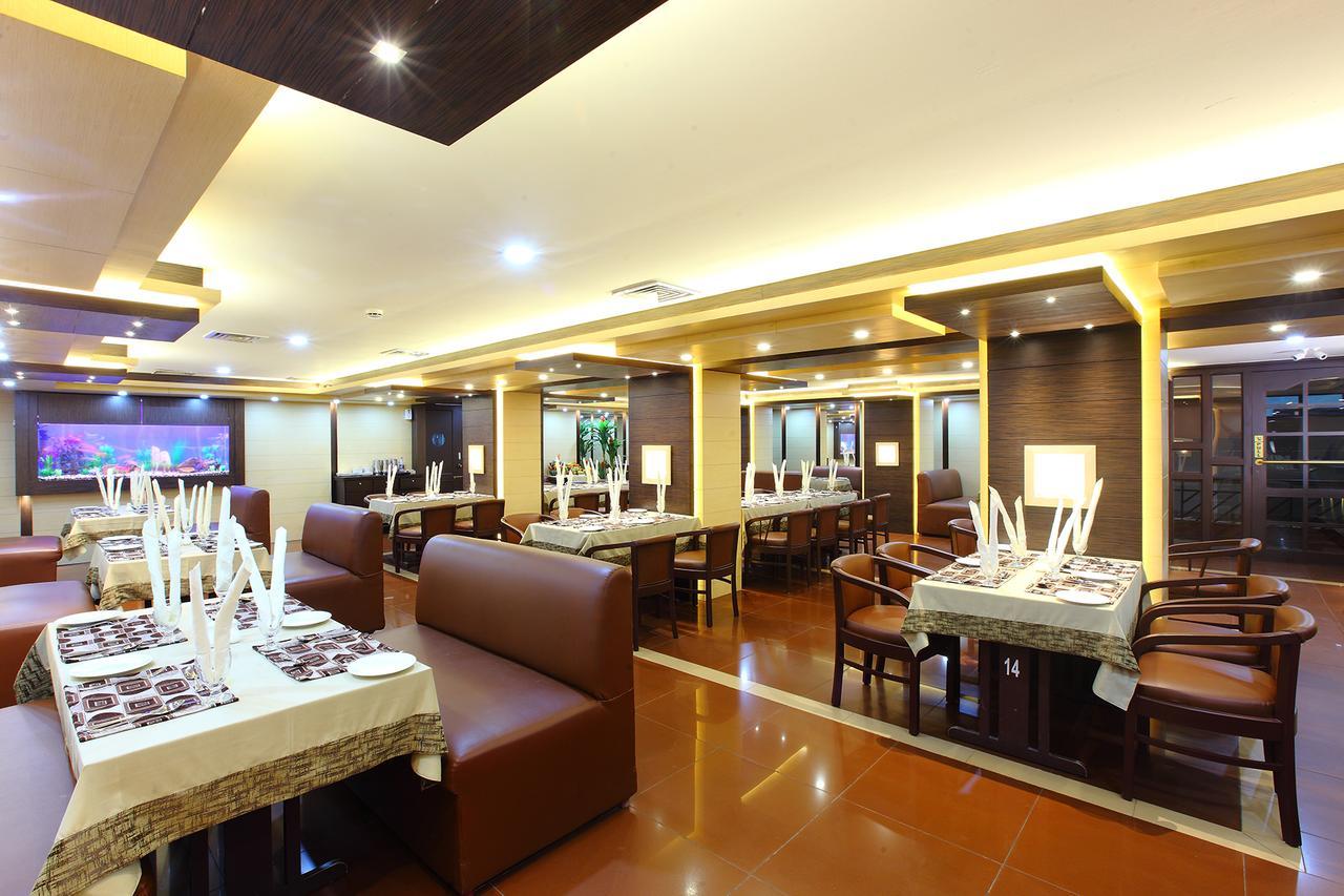 Trichur Towers Thrissur Zewnętrze zdjęcie