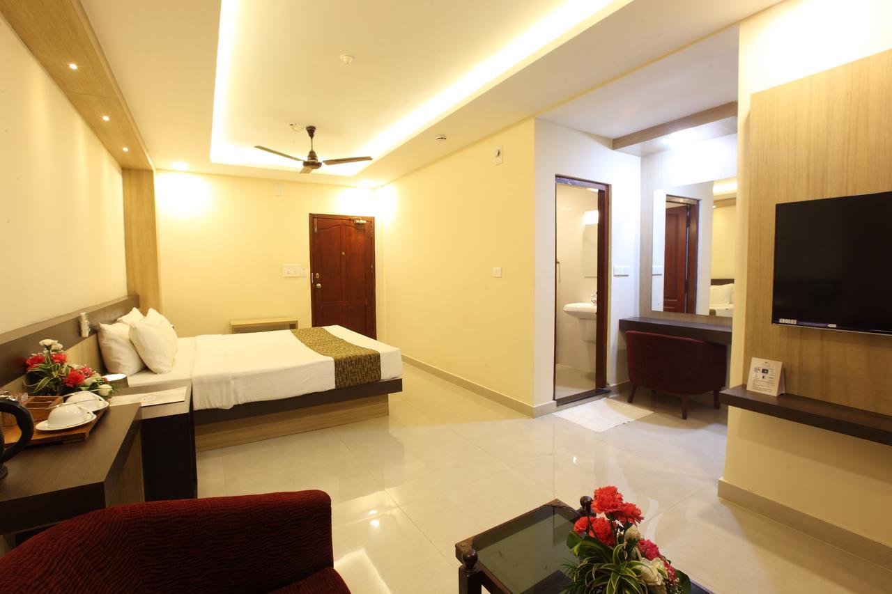 Trichur Towers Thrissur Zewnętrze zdjęcie